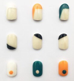Naked Beauty Bar